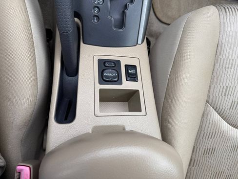 Used 2011 Toyota RAV4 4WD image 56