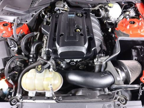 Used 2018 Ford Mustang Coupe image 37