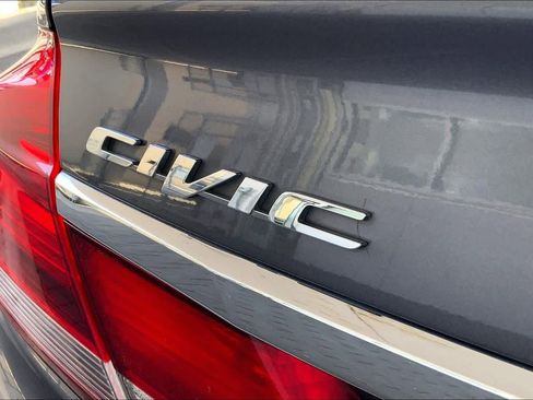 Used 2015 Honda Civic EX image 10