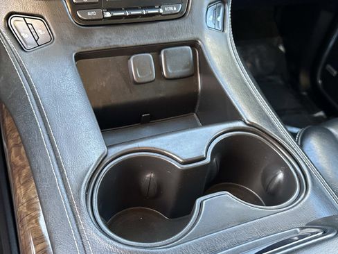 Used 2016 Chevrolet Suburban LT w/ Luxury Package image 15