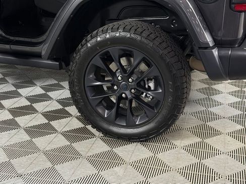 Certified 2025 Jeep Wrangler Unlimited Sahara AWD/4WD image 12