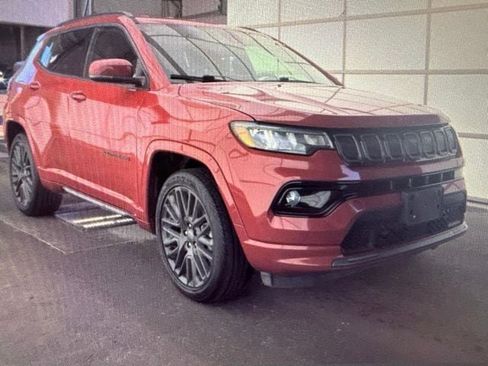 Used 2022 Jeep Compass Limited AWD/4WD image 12