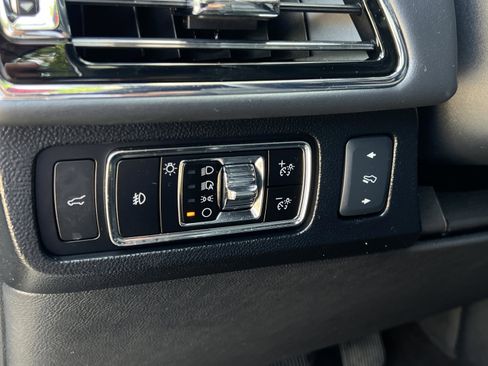 Certified 2024 Lincoln Navigator L Black Label AWD/4WD image 23