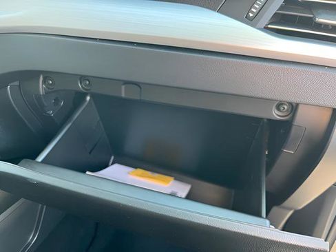 Used 2025 Ford Escape Platinum image 35