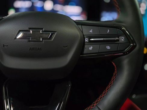 Used 2024 Chevrolet Blazer EV RS image 18