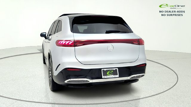Used 2023 Mercedes-Benz EQS 580 4MATIC SUV image 7