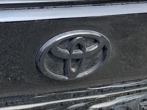 Used 2026 Toyota Camry XSE AWD/4WD image 31
