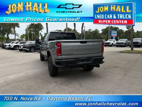 Used 2025 Chevrolet Silverado 2500 LTZ w/ LTZ Plus Package AWD/4WD image 9