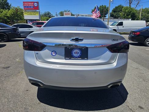 Used 2017 Chevrolet Impala Premier w/ Enhanced Convenience Package FWD image 6
