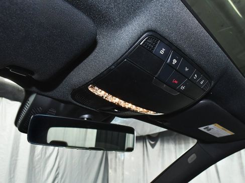 Used 2023 Mercedes-Benz E 350 4MATIC Sedan image 45