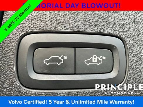 Certified 2023 Volvo XC60 B5 Ultimate w/ Climate Package AWD/4WD image 24