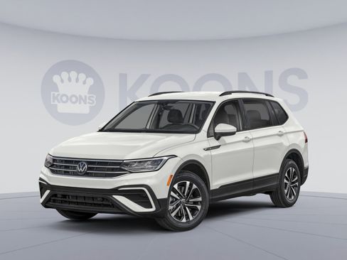 Used 2022 Volkswagen Tiguan S FWD image 1