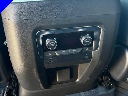 New 2026 Chevrolet Suburban Premier w/ Sun And Tow Package AWD/4WD image 26