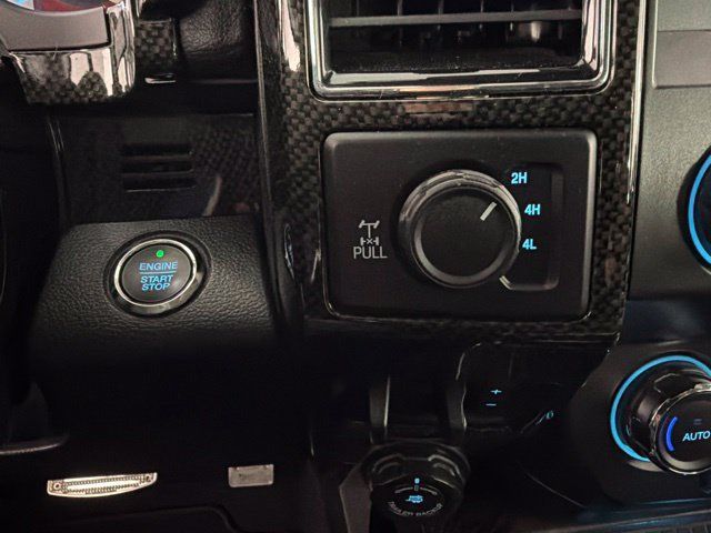 Used 2021 Ford F250 Lariat w/ Lariat Ultimate Package AWD/4WD image 28