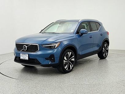 Certified 2025 Volvo XC40 B5 Ultra w/ Climate Package