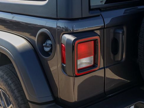 New 2026 Jeep Wrangler Unlimited Sport AWD/4WD image 7