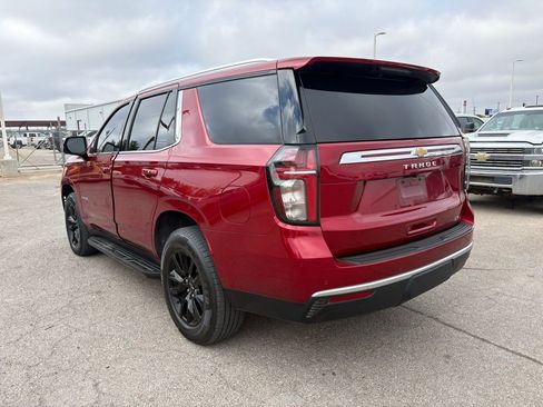 Used 2021 Chevrolet Tahoe LT w/ Luxury Package image 3