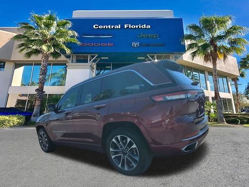 Certified 2023 Jeep Grand Cherokee Overland w/ Luxury Tech Group IV image 7