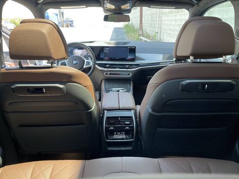 Used 2026 BMW X5 M60i AWD/4WD image 6