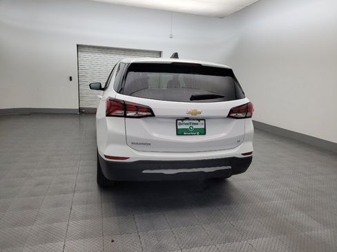 Used 2022 Chevrolet Equinox LT FWD image 6