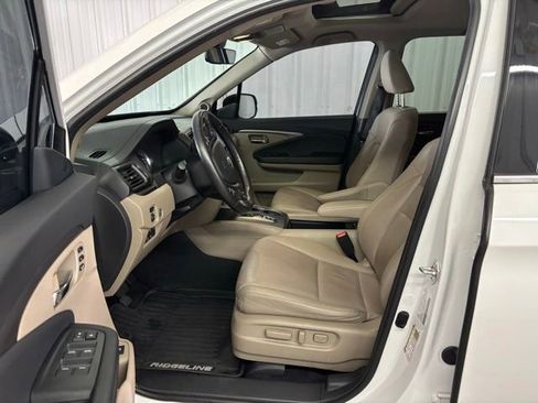 Used 2023 Honda Ridgeline RTL-E image 2