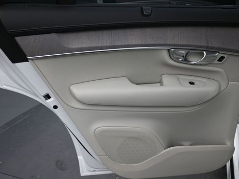 New 2026 Volvo XC90 B6 Ultra w/ Protection Package AWD/4WD image 20