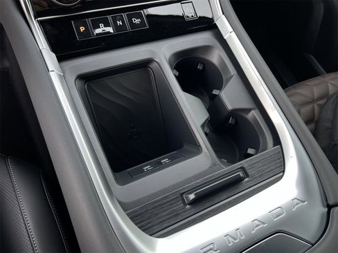 New 2026 Nissan Armada Platinum image 12