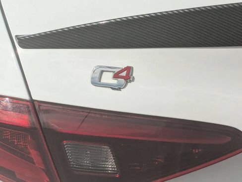 Used 2023 Alfa Romeo Giulia Veloce AWD/4WD image 12