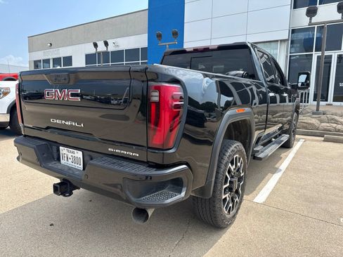 Used 2024 GMC Sierra 2500 Denali w/ Denali Reserve Package AWD/4WD image 5