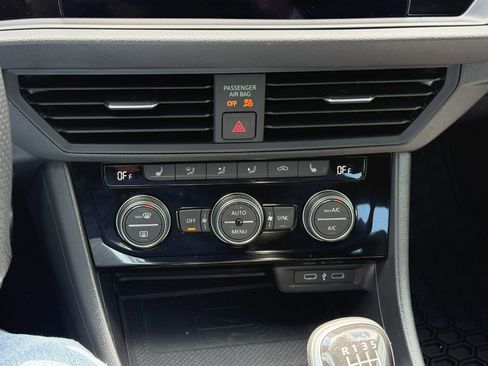 Certified 2024 Volkswagen Jetta GLI 40th Anniversary Edition FWD image 18