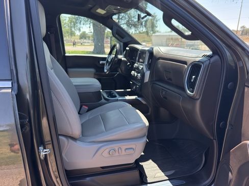 Used 2023 GMC Sierra 2500 SLT w/ SLT Convenience Package AWD/4WD image 10
