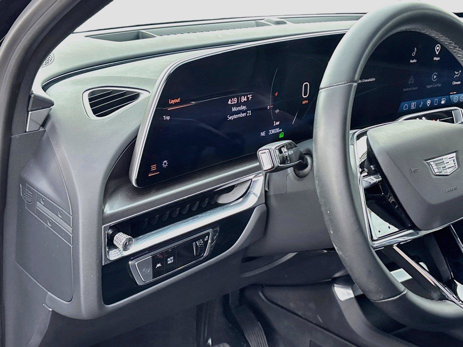 Used 2024 Cadillac Lyriq Tech RWD image 10