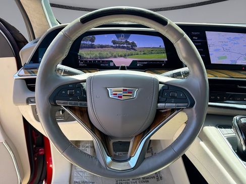 Used 2022 Cadillac Escalade Sport Platinum RWD image 21
