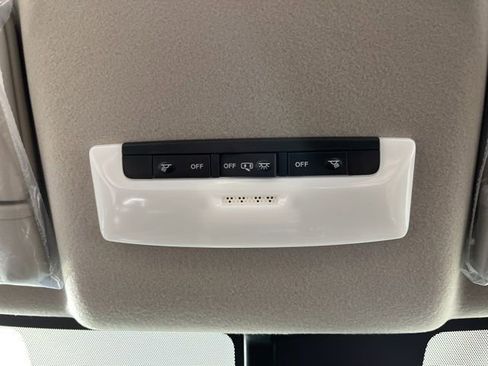 New 2025 Nissan Versa SV w/ Trunk Package image 36