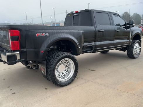 Used 2025 Ford F350 Lariat w/ Lariat Ultimate Package image 9