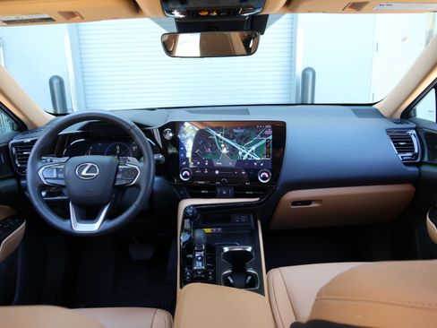 Used 2025 Lexus NX 350 AWD w/ Cold Area Package image 34