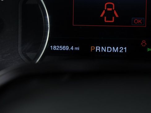 Used 2015 Ford F150 Platinum w/ Equipment Group 701A Luxury image 11