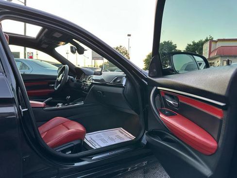 Used 2017 BMW M3 RWD image 20