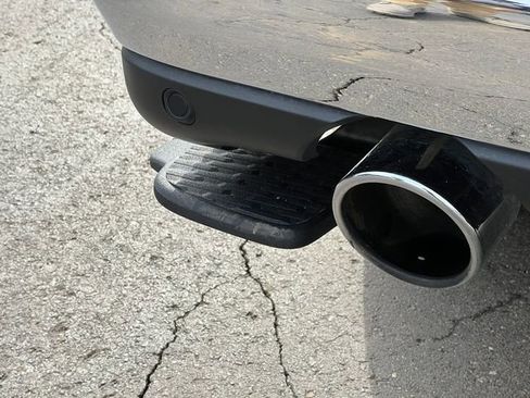 Used 2025 RAM 1500 Limited image 13