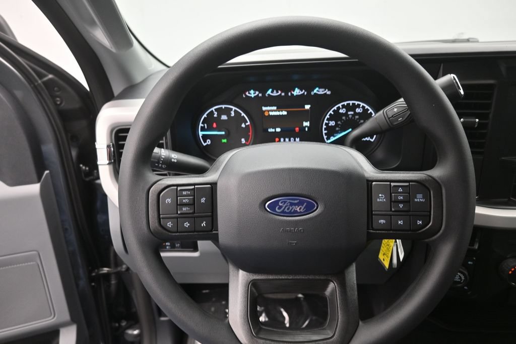 New 2027 Ford F250 XL w/ Tremor Off-Road Package AWD/4WD image 3