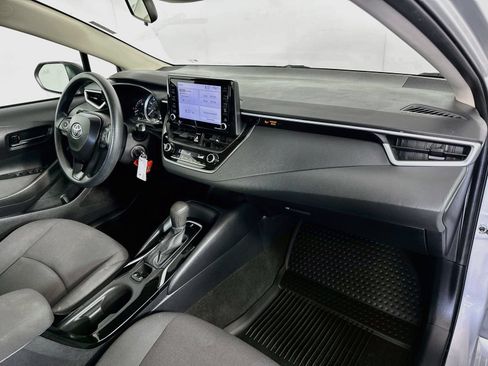 Used 2022 Toyota Corolla LE FWD image 26