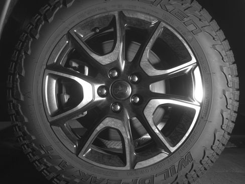 Used 2025 Jeep Compass Trailhawk AWD/4WD image 12