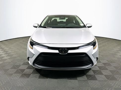 Certified 2024 Toyota Corolla LE image 3