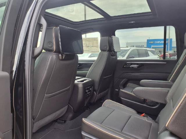 New 2026 Chevrolet Suburban Premier AWD/4WD image 13