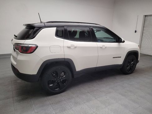 Used 2020 Jeep Compass Latitude AWD/4WD image 10