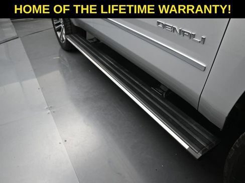 Used 2020 GMC Yukon Denali w/ Denali Ultimate Package image 59