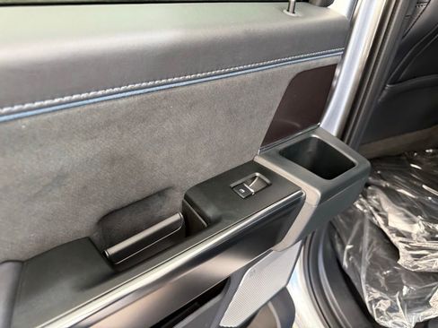 New 2025 Ford F150 Platinum w/ FX4 Off-Road Package image 18