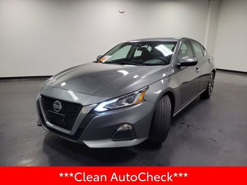 Used 2022 Nissan Altima 2.5 SV FWD image 4