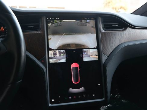 Used 2018 Tesla Model X 75D AWD/4WD image 49