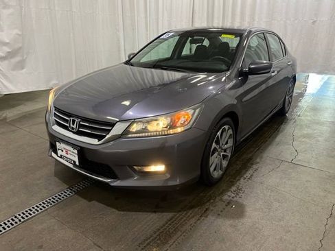 Used 2015 Honda Accord Sport image 7